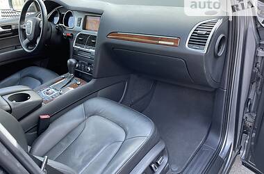 Внедорожник / Кроссовер Audi Q7 2011 в 