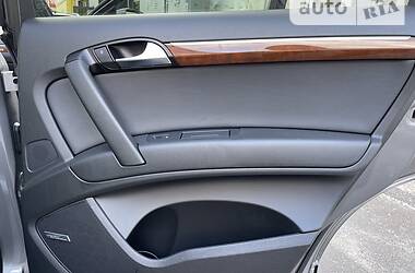 Внедорожник / Кроссовер Audi Q7 2011 в 