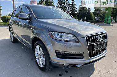 Внедорожник / Кроссовер Audi Q7 2011 в 