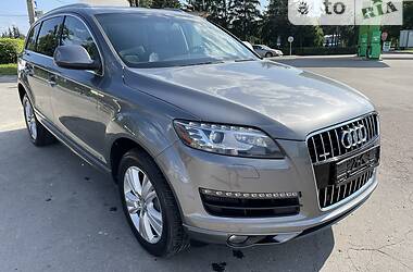 Внедорожник / Кроссовер Audi Q7 2011 в 