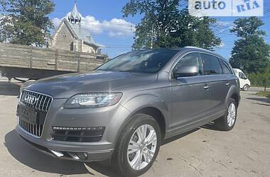 Внедорожник / Кроссовер Audi Q7 2011 в 