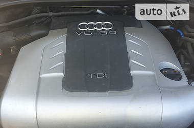 Позашляховик / Кросовер Audi Q7 2007 в 