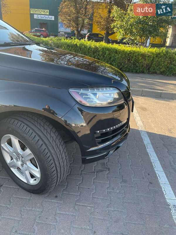 Позашляховик / Кросовер Audi Q7 2012 в Житомирі