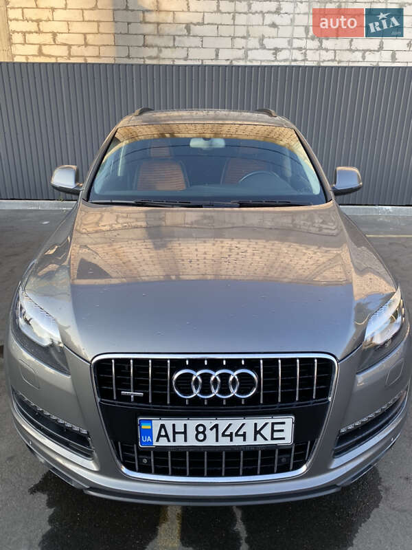 Внедорожник / Кроссовер Audi Q7 2012 в Днепре