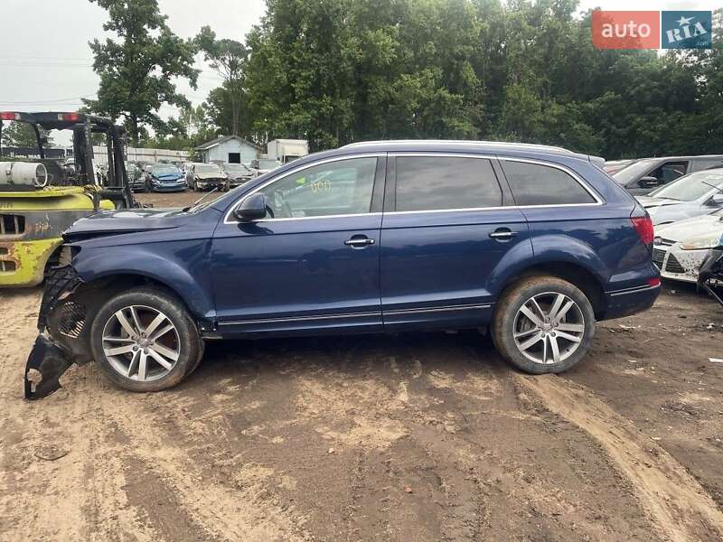 Внедорожник / Кроссовер Audi Q7 2012 в Харькове