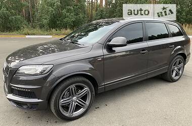 Позашляховик / Кросовер Audi Q7 2013 в Києві