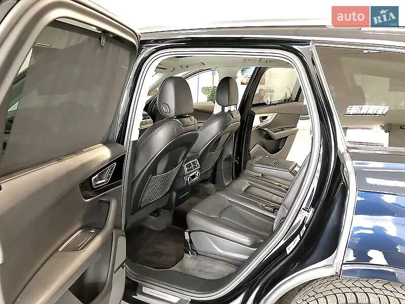 Внедорожник / Кроссовер Audi Q7 2016 в Белой Церкви