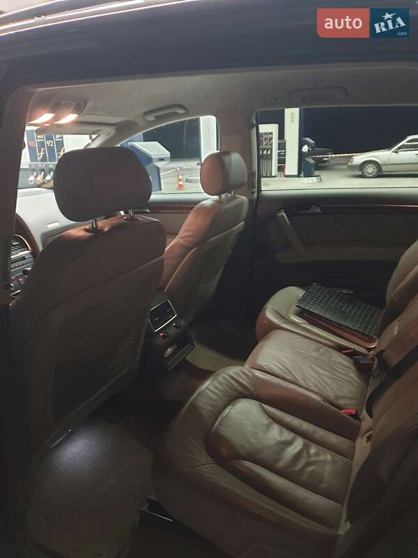 Позашляховик / Кросовер Audi Q7 2007 в Львові