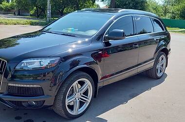 Внедорожник / Кроссовер Audi Q7 2010 в Ичне