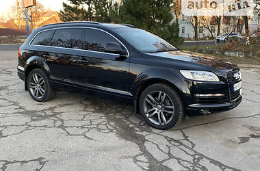 Внедорожник / Кроссовер Audi Q7 2007 в Бердянске