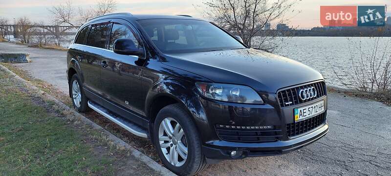 Позашляховик / Кросовер Audi Q7 2008 в Дніпрі