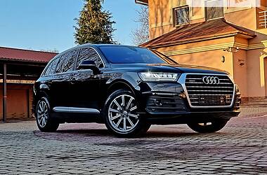 Внедорожник / Кроссовер Audi Q7 2016 в Мукачево