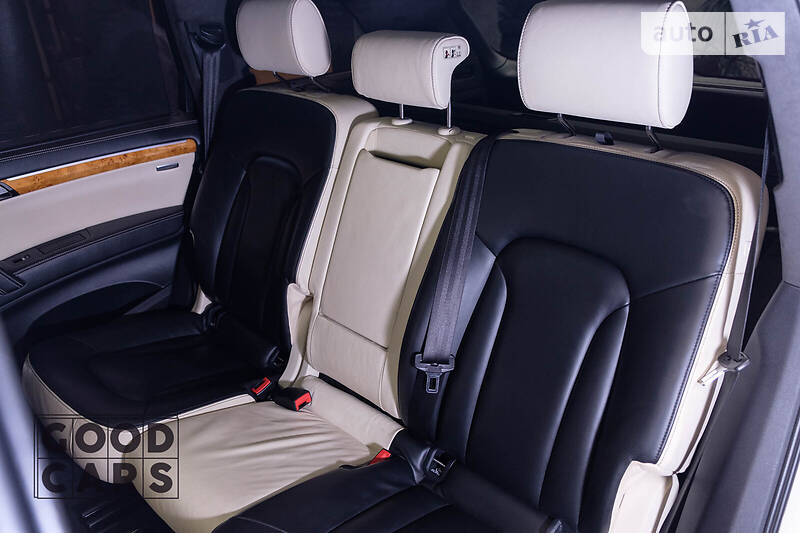 Позашляховик / Кросовер Audi Q7 2009 в Одесі