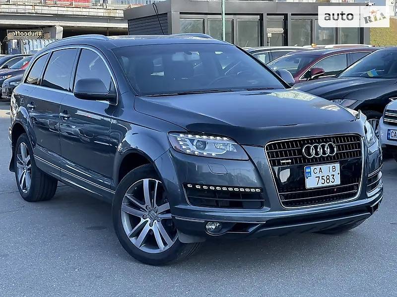 Внедорожник / Кроссовер Audi Q7 2014 в Черкассах