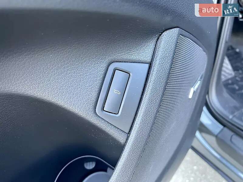 Позашляховик / Кросовер Audi Q7 2014 в Черкасах