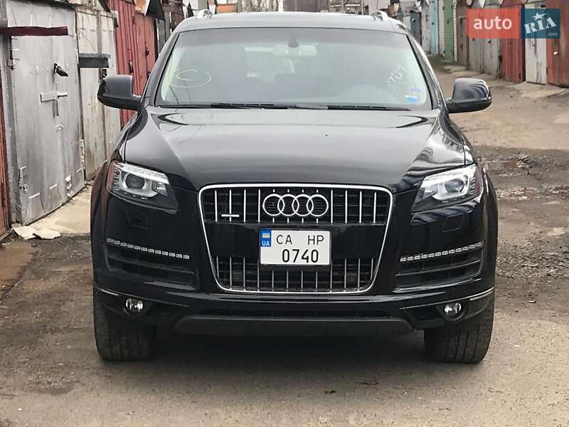 Позашляховик / Кросовер Audi Q7 2015 в Черкасах
