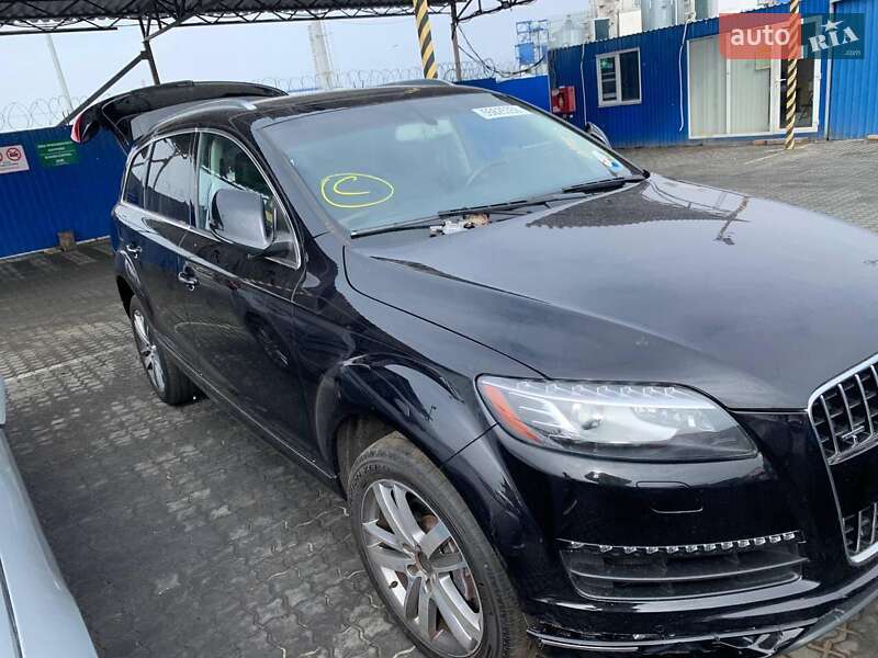 Позашляховик / Кросовер Audi Q7 2015 в Черкасах
