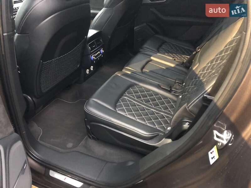 Внедорожник / Кроссовер Audi Q7 2017 в Кременчуге