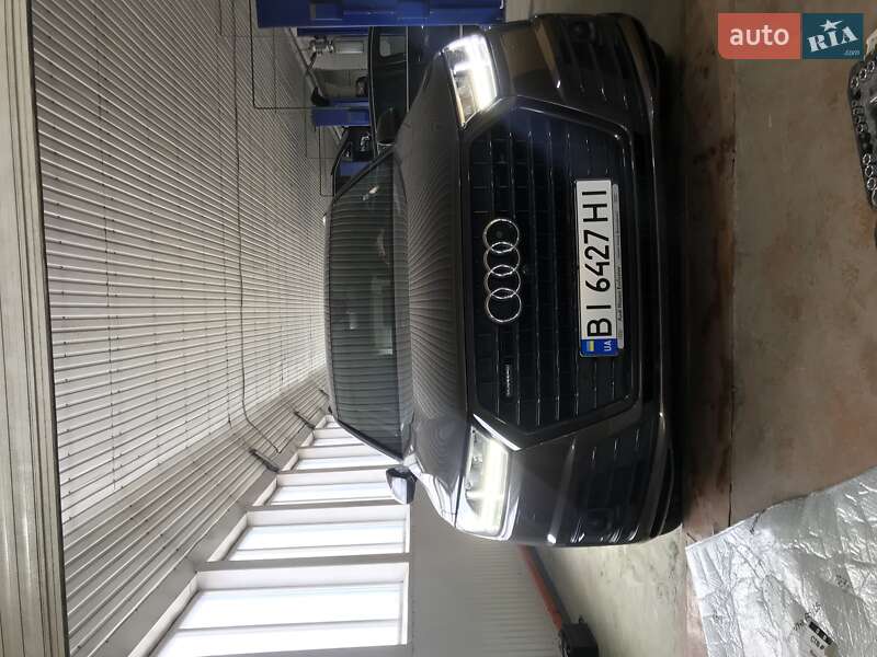 Внедорожник / Кроссовер Audi Q7 2017 в Кременчуге
