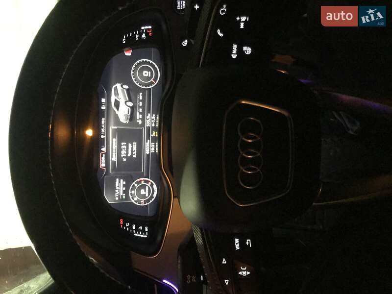 Внедорожник / Кроссовер Audi Q7 2017 в Кременчуге