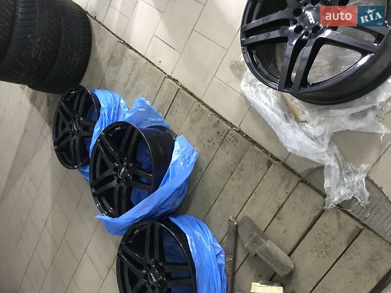Внедорожник / Кроссовер Audi Q7 2017 в Кременчуге
