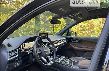 Внедорожник / Кроссовер Audi Q7 2016 в Мукачево