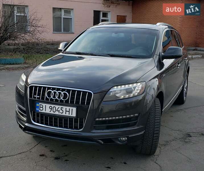 Внедорожник / Кроссовер Audi Q7 2014 в Киеве