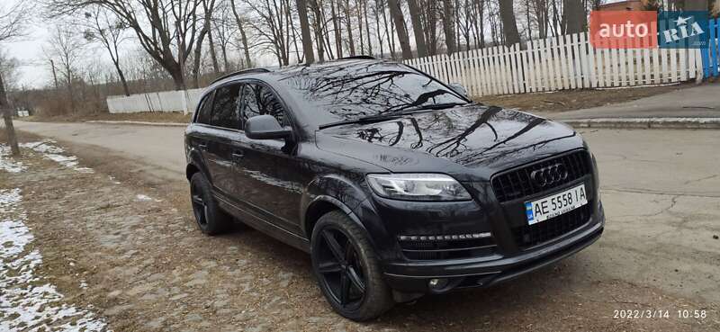 Внедорожник / Кроссовер Audi Q7 2010 в Гайсине