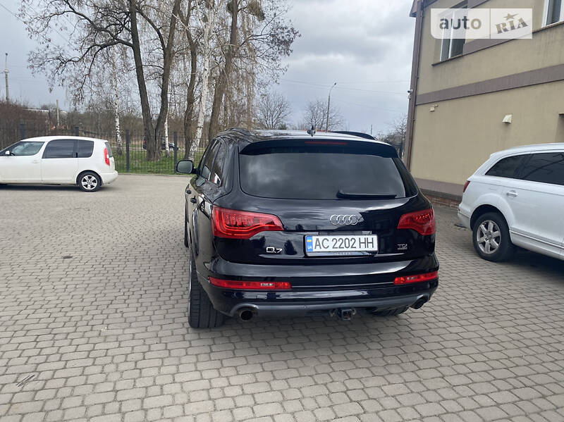 Внедорожник / Кроссовер Audi Q7 2011 в Луцке