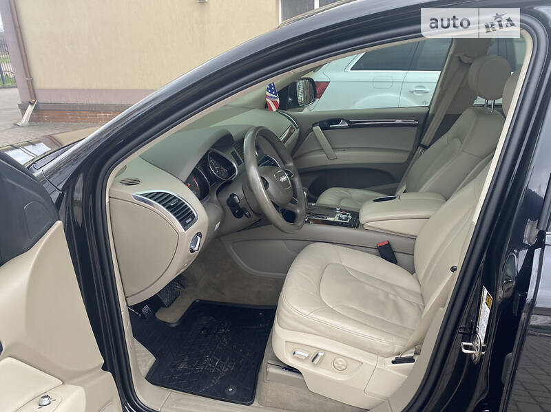 Внедорожник / Кроссовер Audi Q7 2011 в Луцке