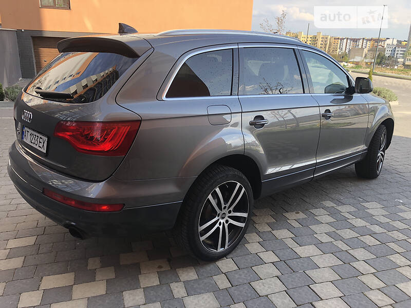 Позашляховик / Кросовер Audi Q7 2012 в Івано-Франківську