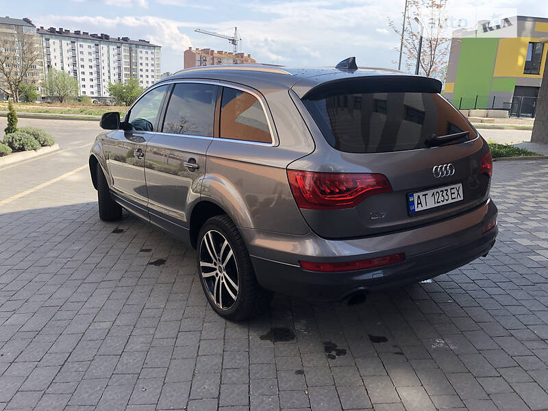 Позашляховик / Кросовер Audi Q7 2012 в Івано-Франківську