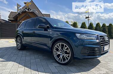 Внедорожник / Кроссовер Audi Q7 2018 в Стрые