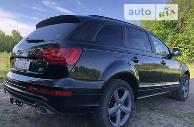 Позашляховик / Кросовер Audi Q7 2013 в Чорткові