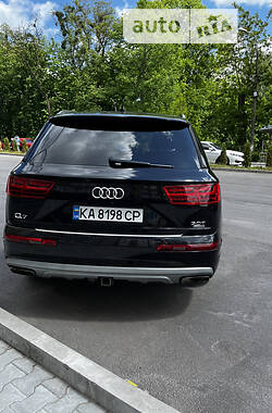 Внедорожник / Кроссовер Audi Q7 2015 в Виннице