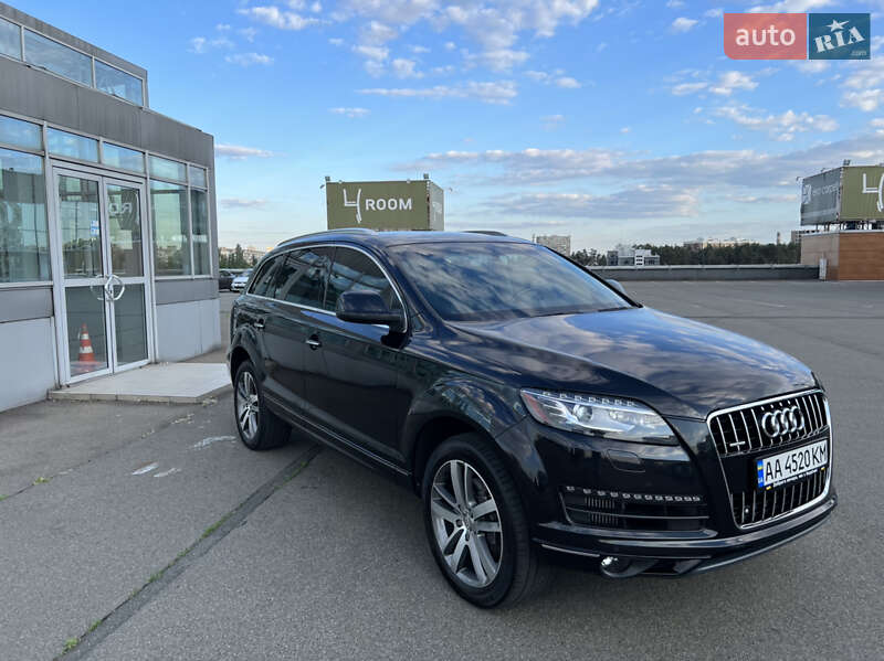 Внедорожник / Кроссовер Audi Q7 2015 в Киеве