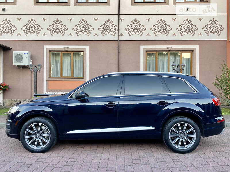Внедорожник / Кроссовер Audi Q7 2017 в Стрые