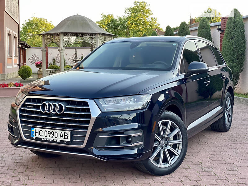 Внедорожник / Кроссовер Audi Q7 2017 в Стрые