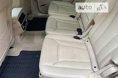 Внедорожник / Кроссовер Audi Q7 2017 в 