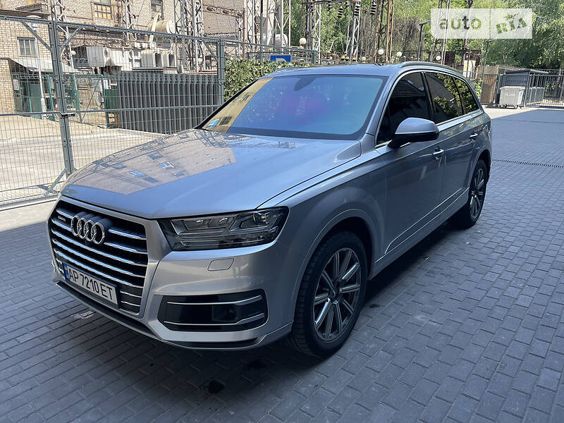 Позашляховик / Кросовер Audi Q7 2017 в Запоріжжі