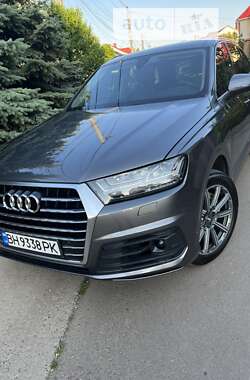 Позашляховик / Кросовер Audi Q7 2016 в Одесі