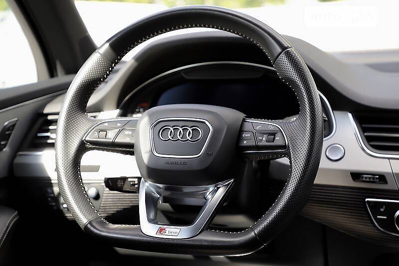 Позашляховик / Кросовер Audi Q7 2018 в Дрогобичі