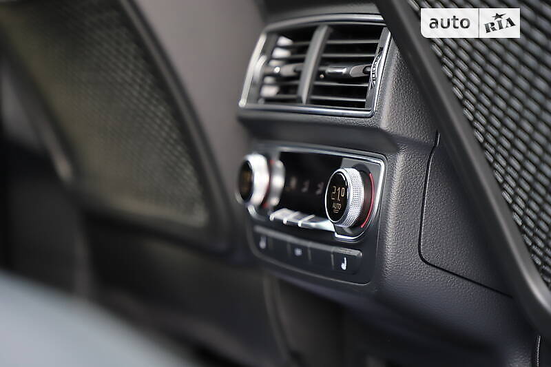 Позашляховик / Кросовер Audi Q7 2018 в Дрогобичі