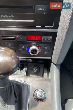 Внедорожник / Кроссовер Audi Q7 2013 в 
