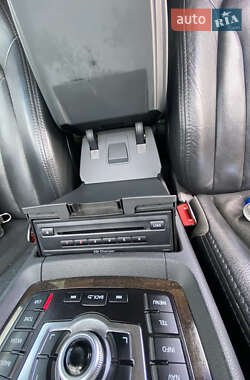 Внедорожник / Кроссовер Audi Q7 2013 в 