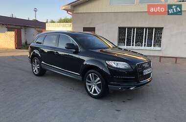 Внедорожник / Кроссовер Audi Q7 2013 в Синельниково