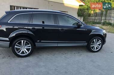 Внедорожник / Кроссовер Audi Q7 2013 в Синельниково