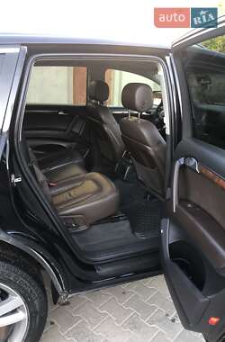 Внедорожник / Кроссовер Audi Q7 2013 в Синельниково