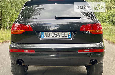 Внедорожник / Кроссовер Audi Q7 2009 в 