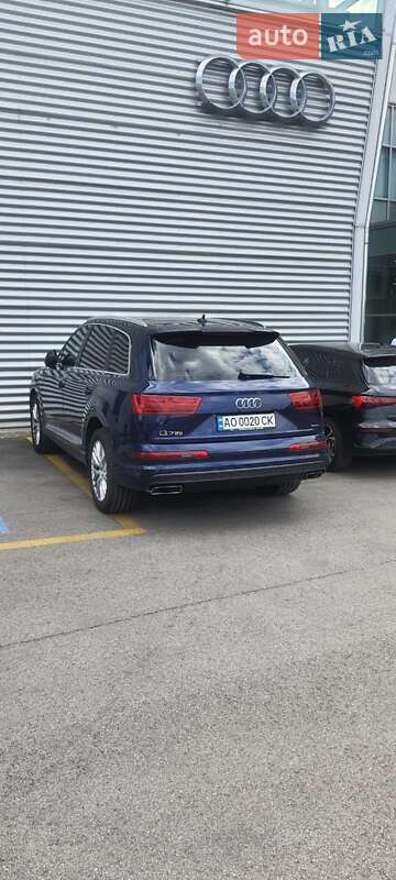 Позашляховик / Кросовер Audi Q7 2018 в Мукачевому